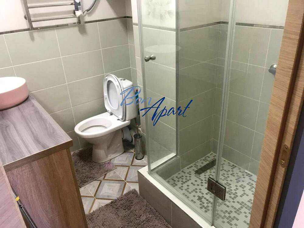 1879214054644358