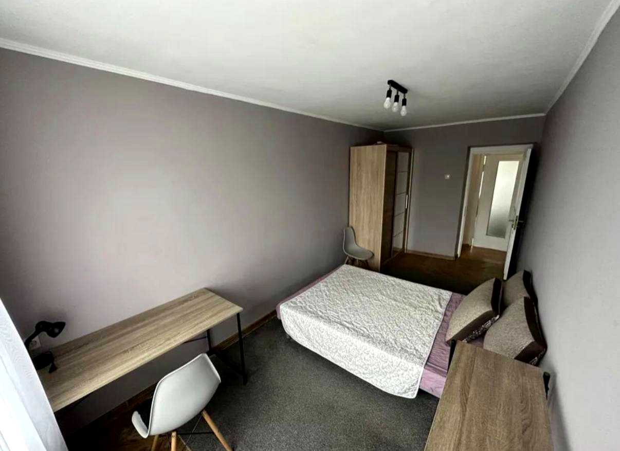 1879214701032665