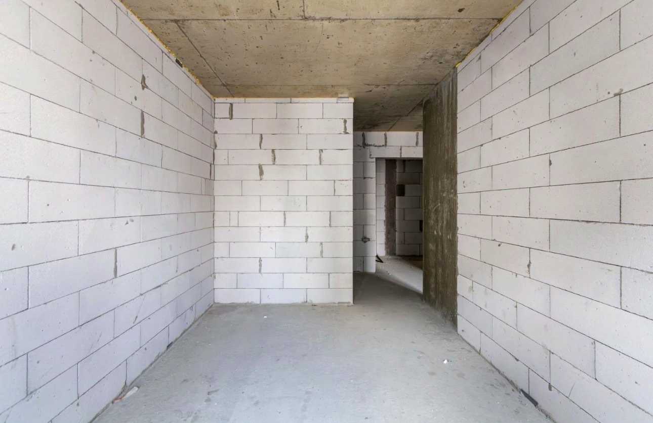 1879215771395701