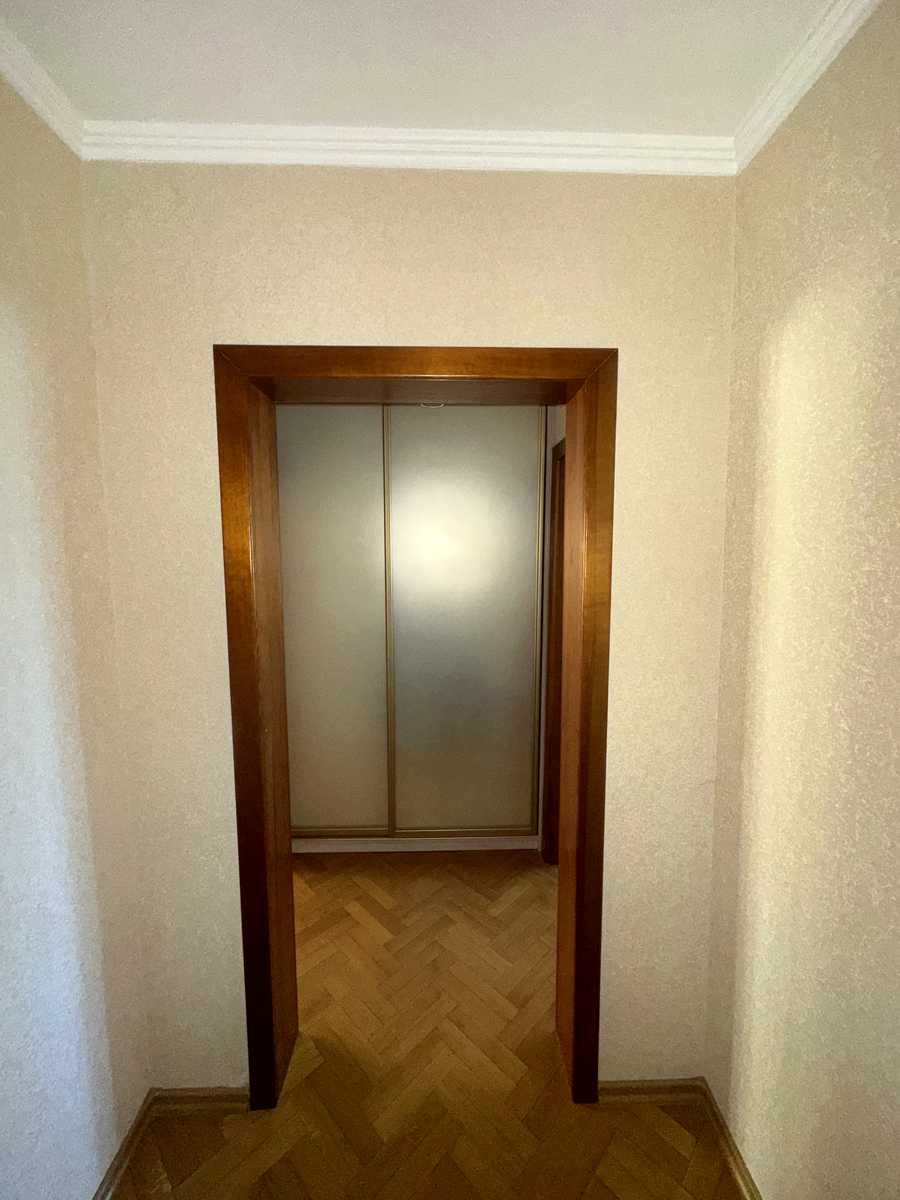 1879220352469180