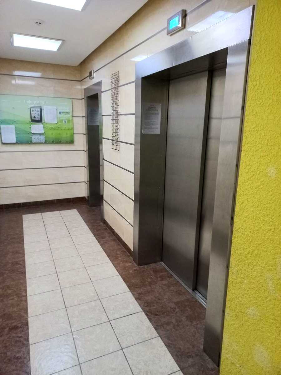 1879221859943604