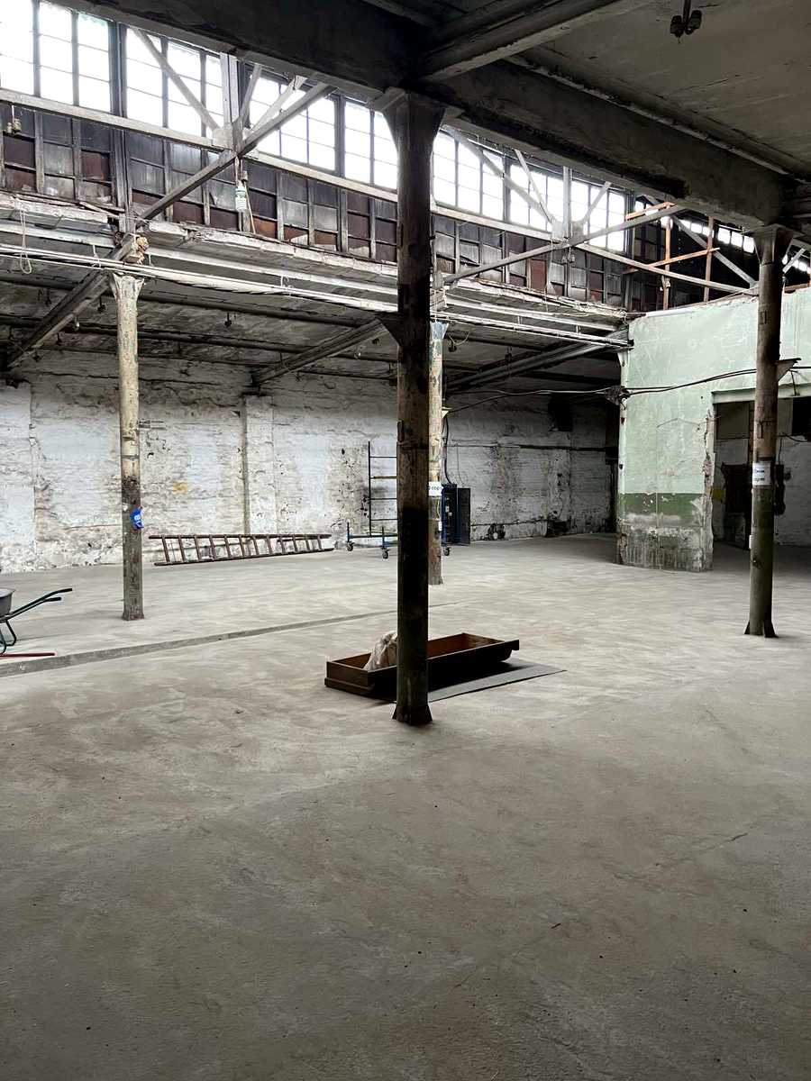 1879222105533471