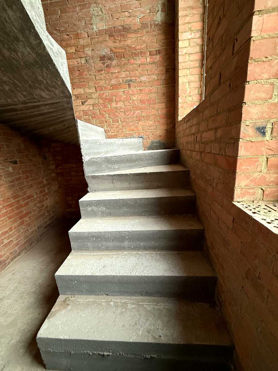 1879229471684896