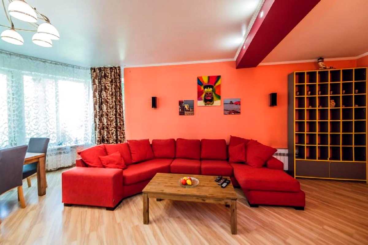 1879233327745356