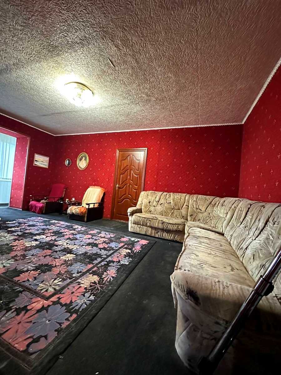1879233383920380