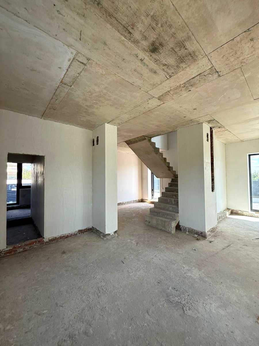 1879233600549522