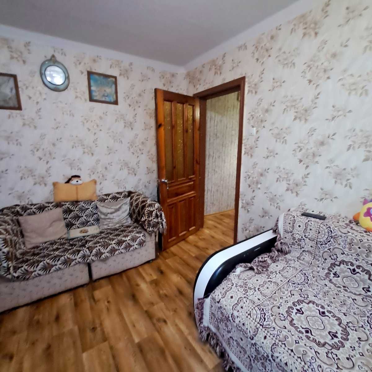 1879233609211431