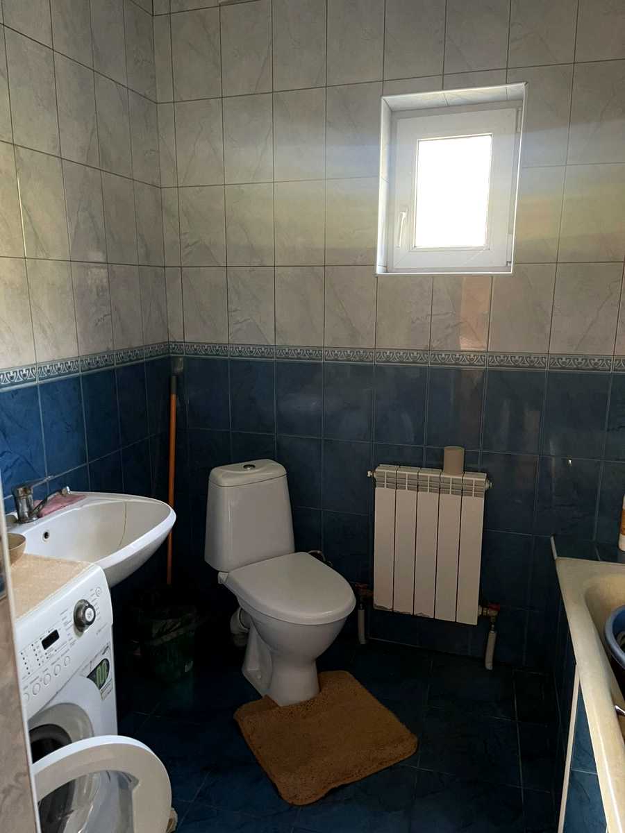 1879237107718869