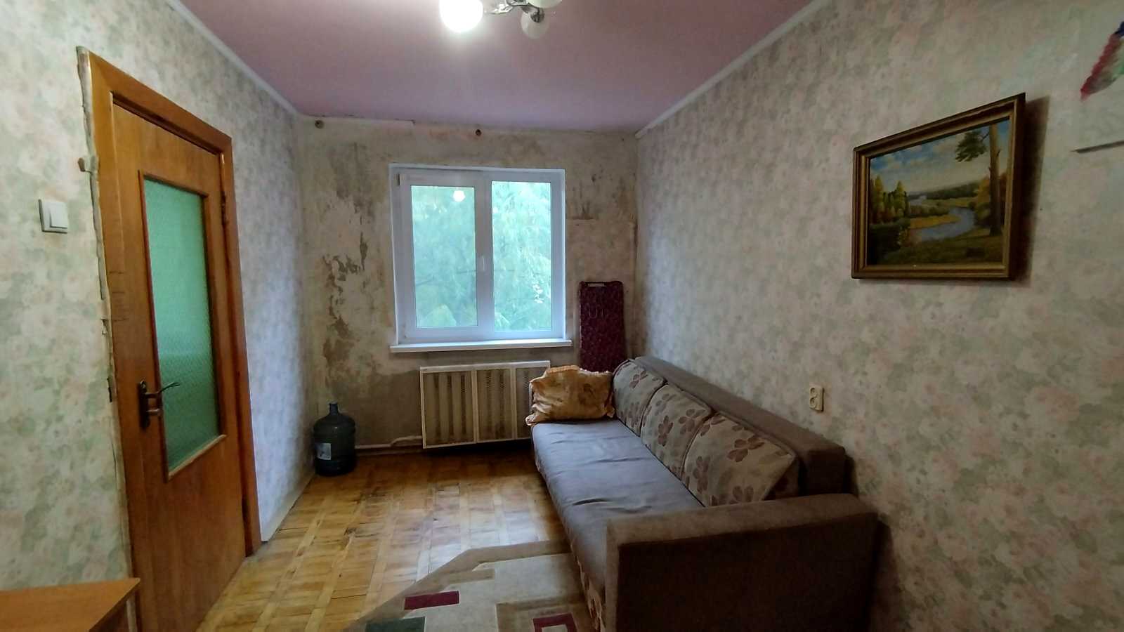 1879239957423344
