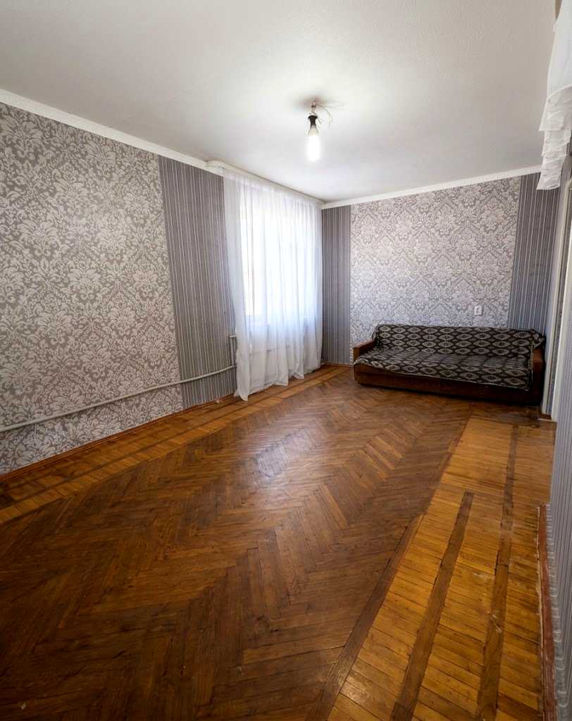 1879239960851884