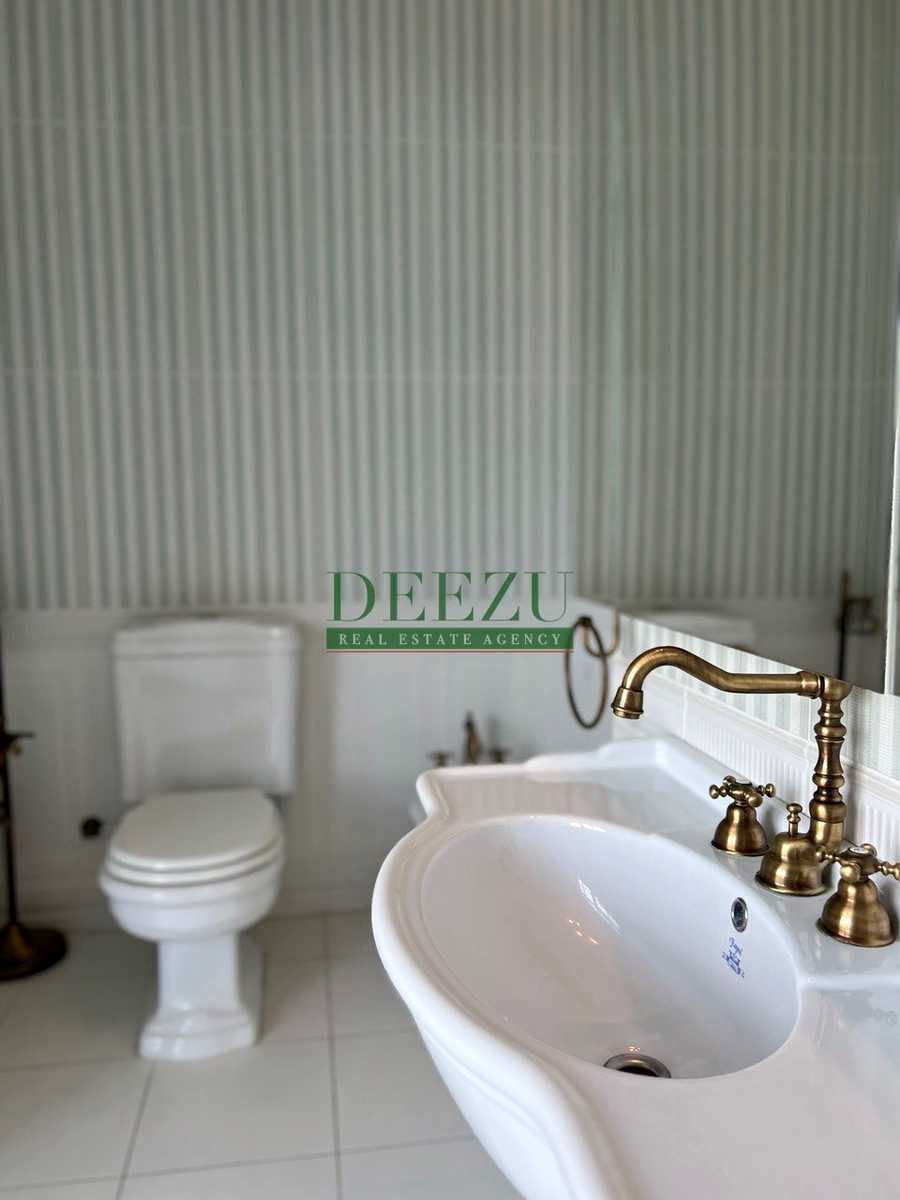 1879250718364433
