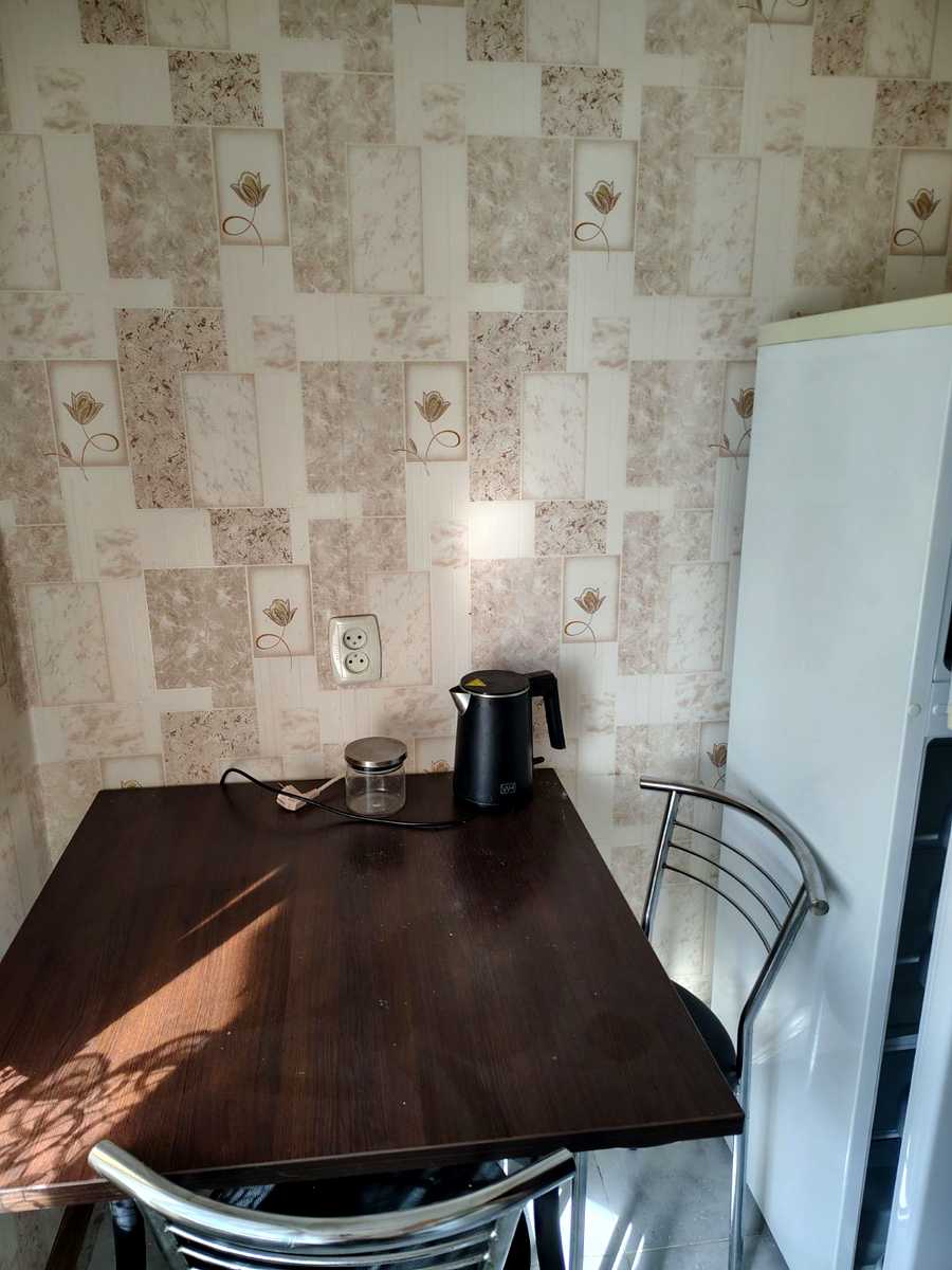 1879267243805847