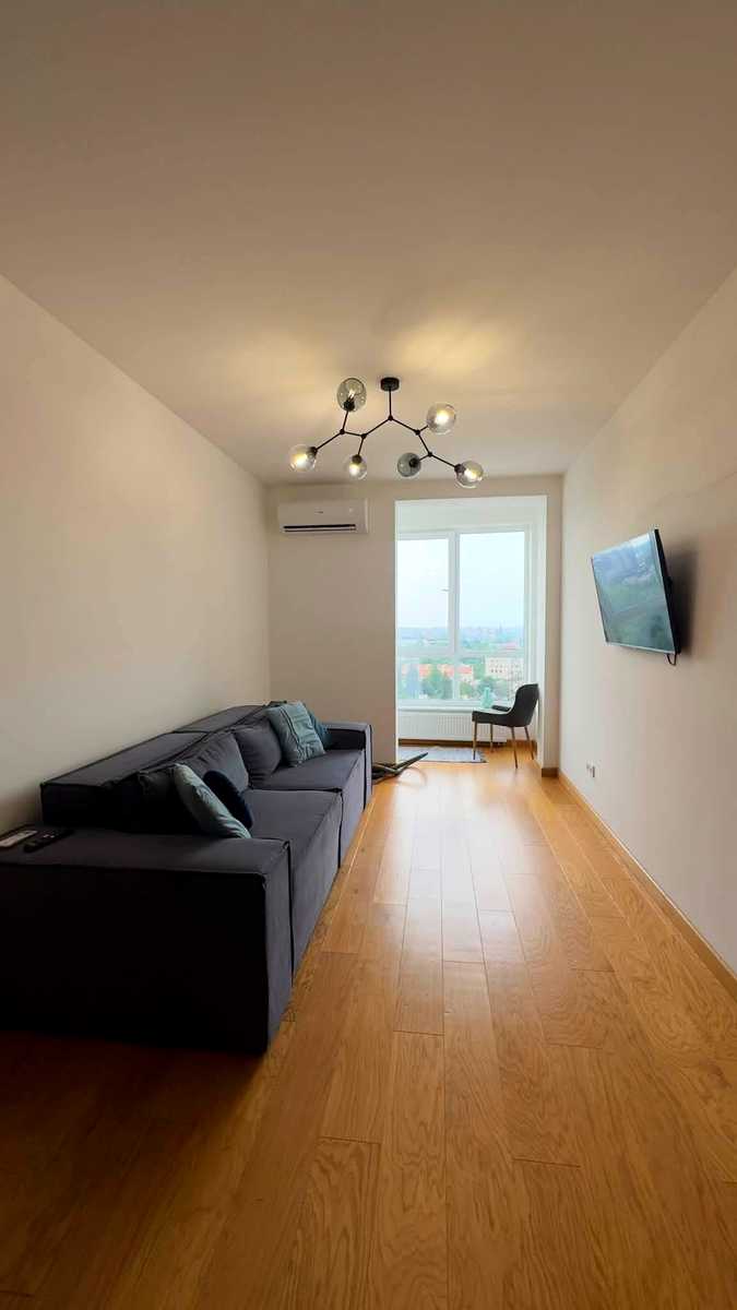 1879271692924243