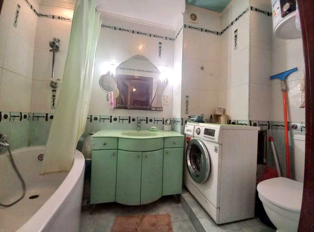 1879280998129001