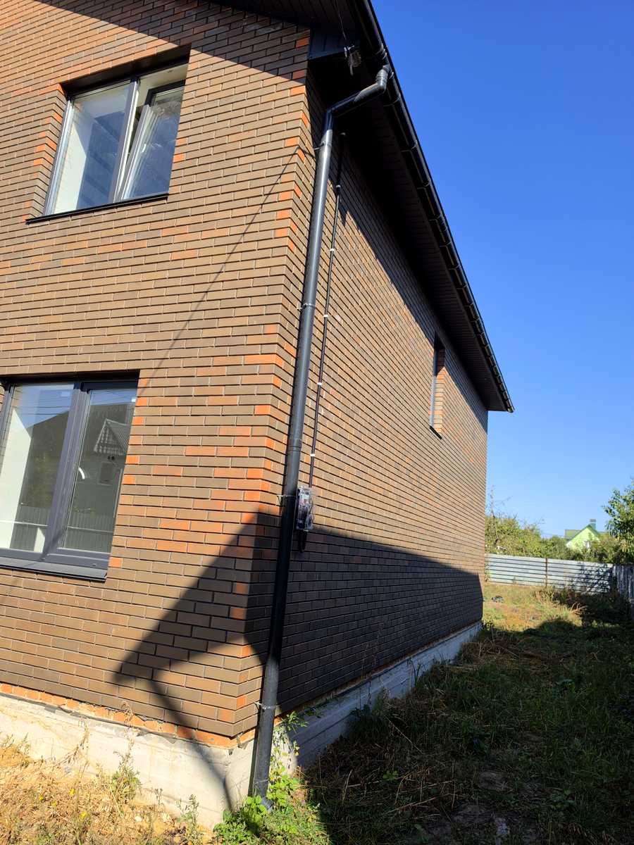 1879282369083271