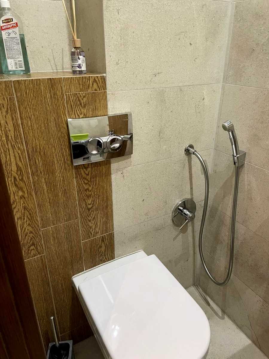 1879282696839981