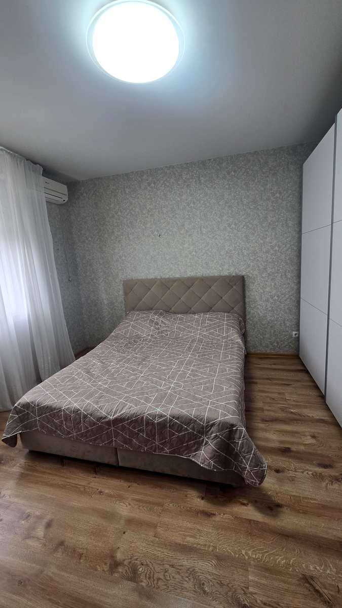 1879288487742392