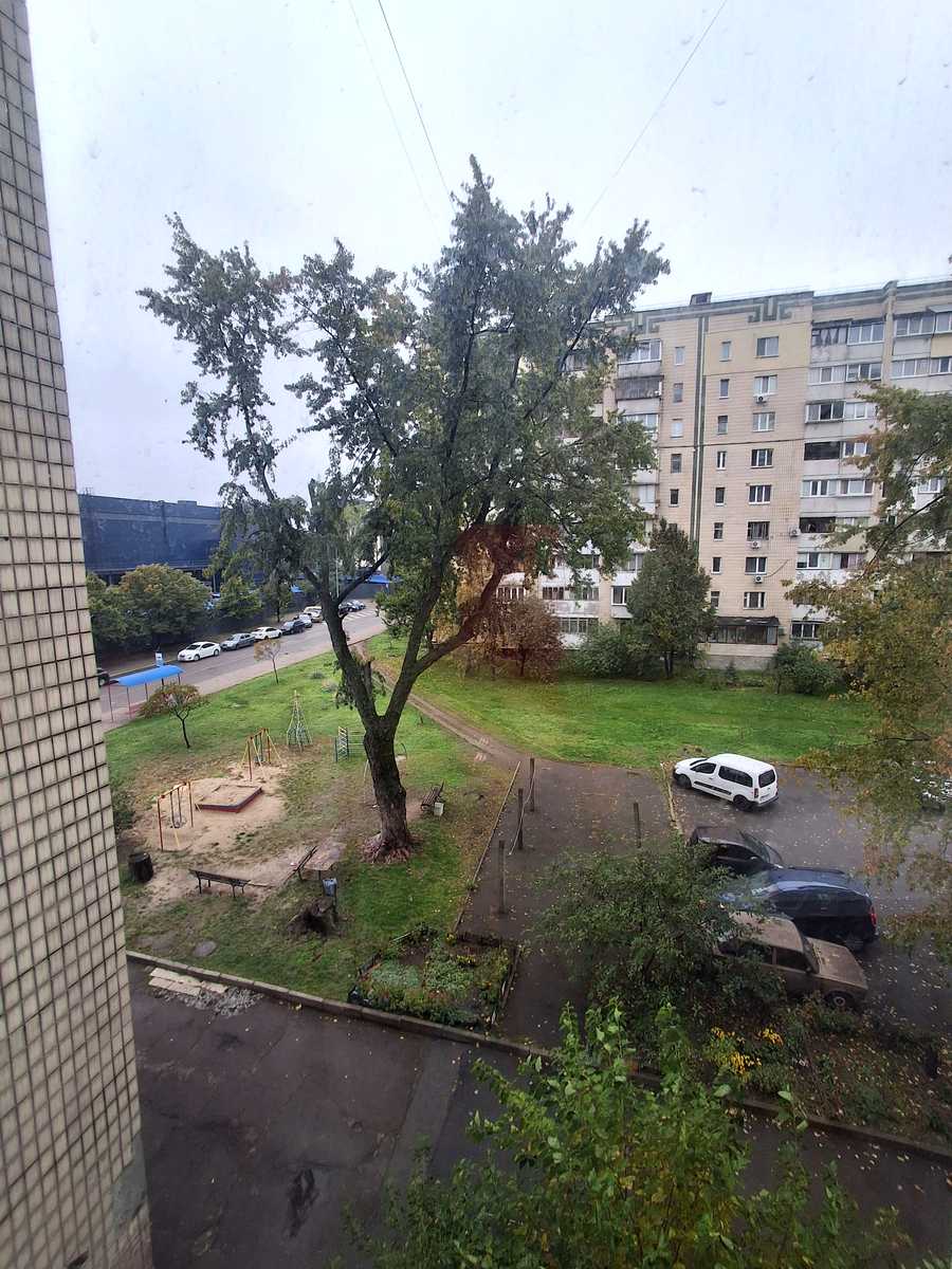 1879290787725404