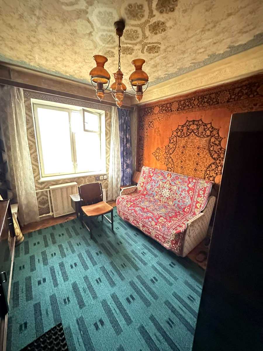 1879296849885816