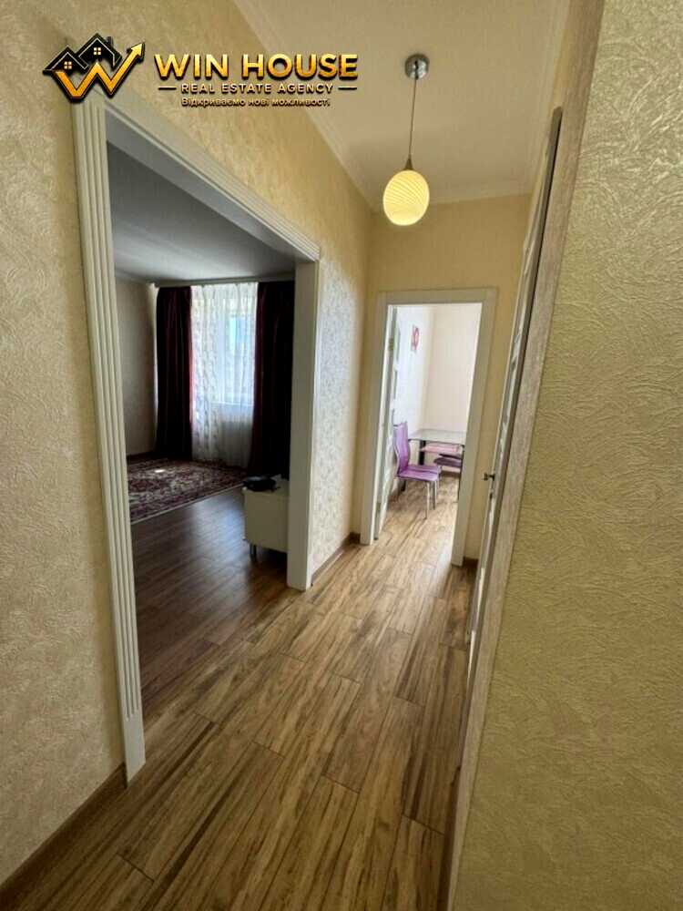 1879298588668358