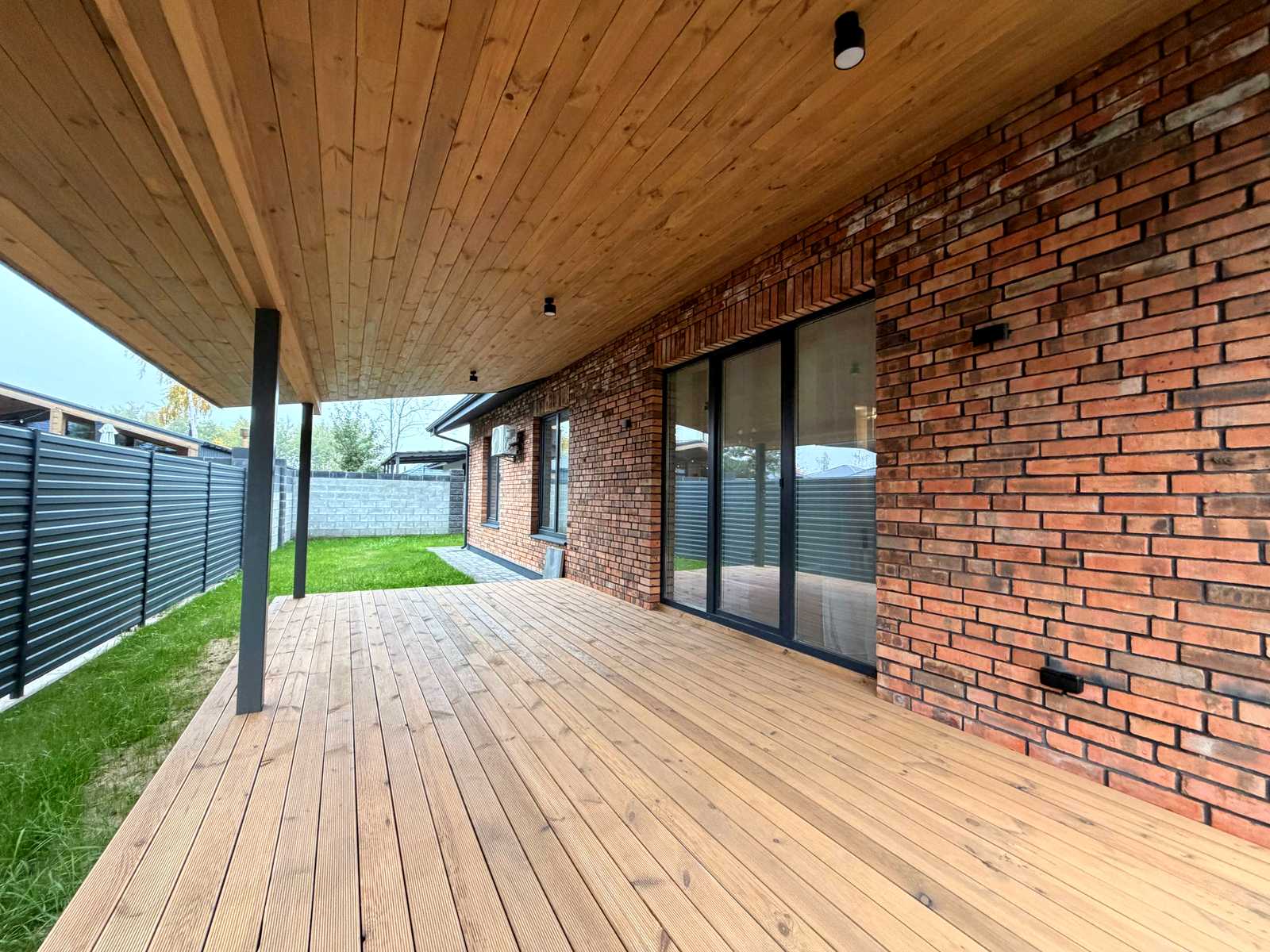 1879302156601458