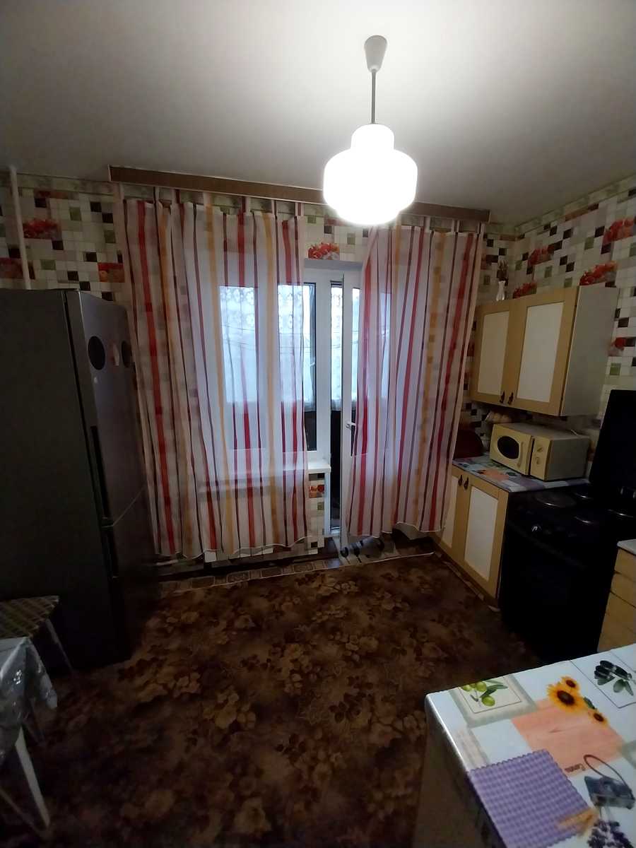 1879304059740592