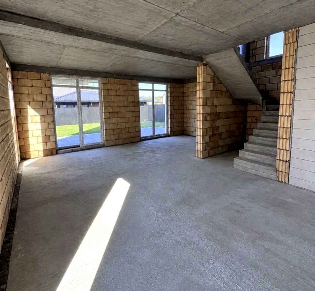1879306582617946