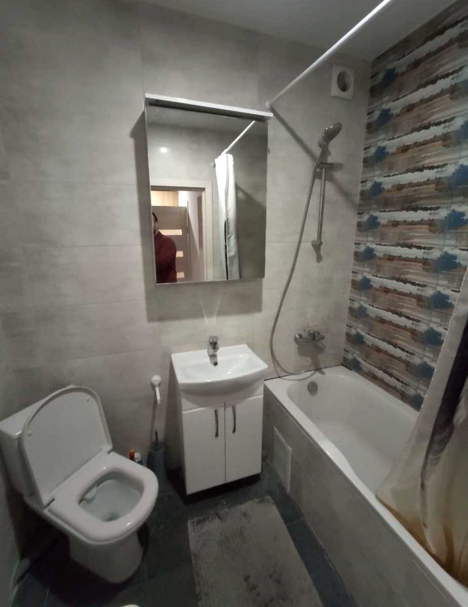 1879311895449122