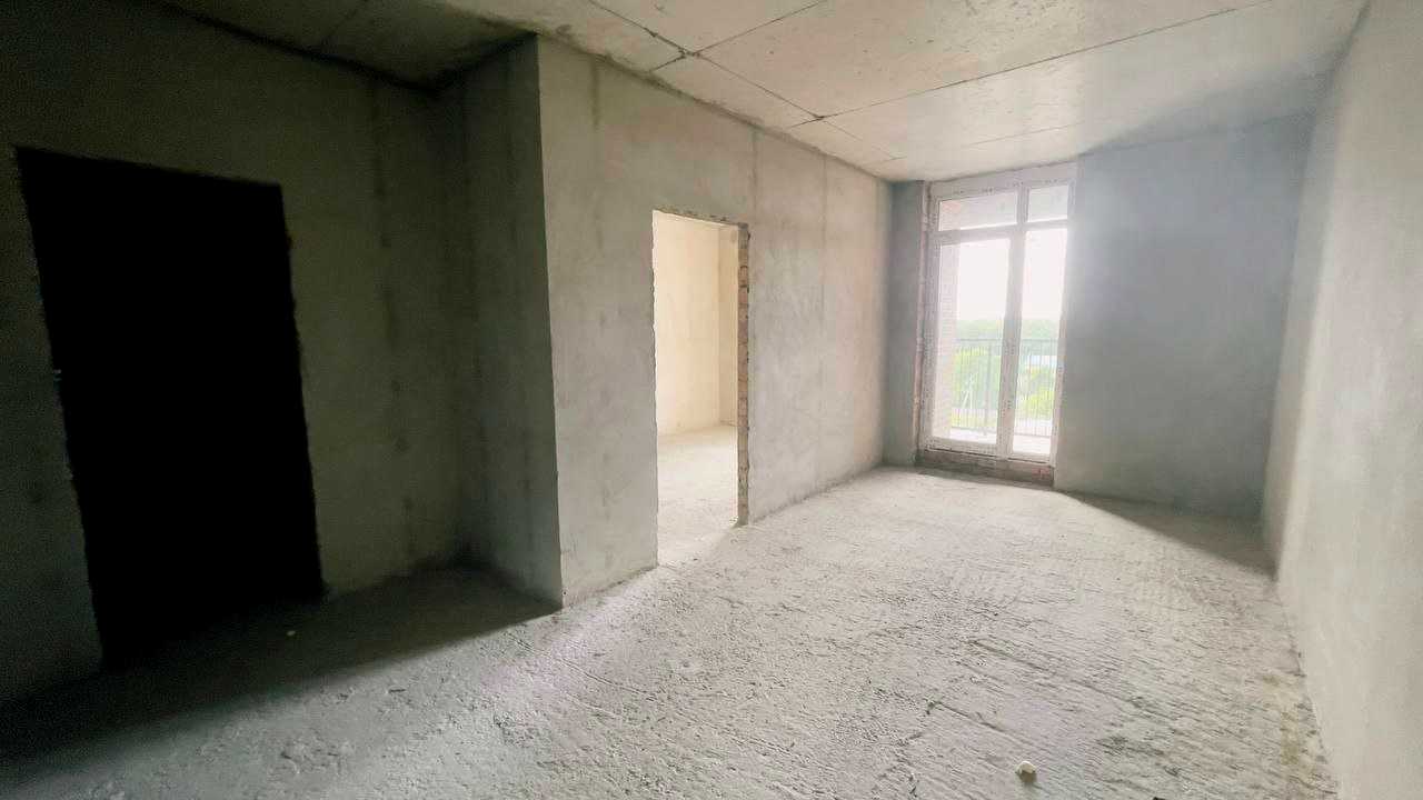 1879317356035421