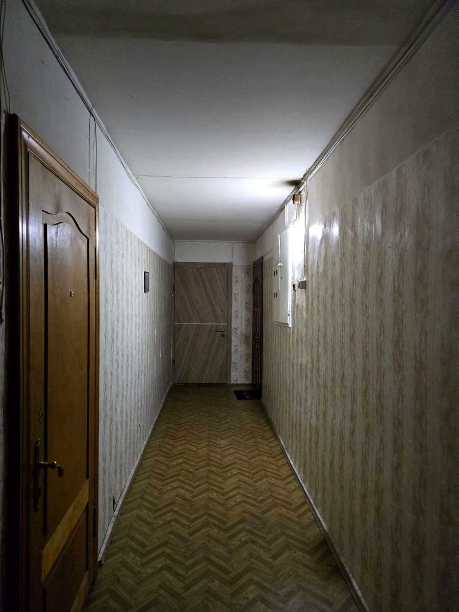 1879319831552756