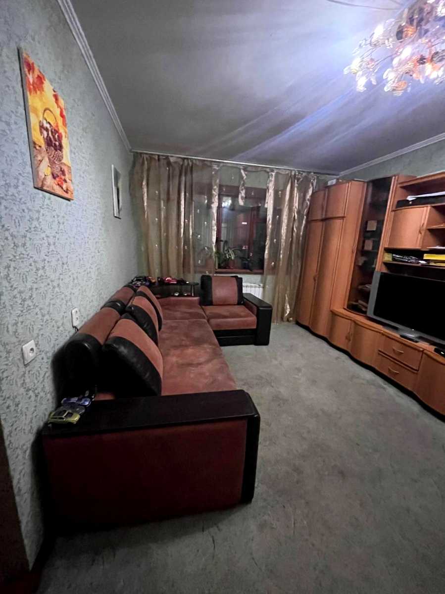 1879320002375556