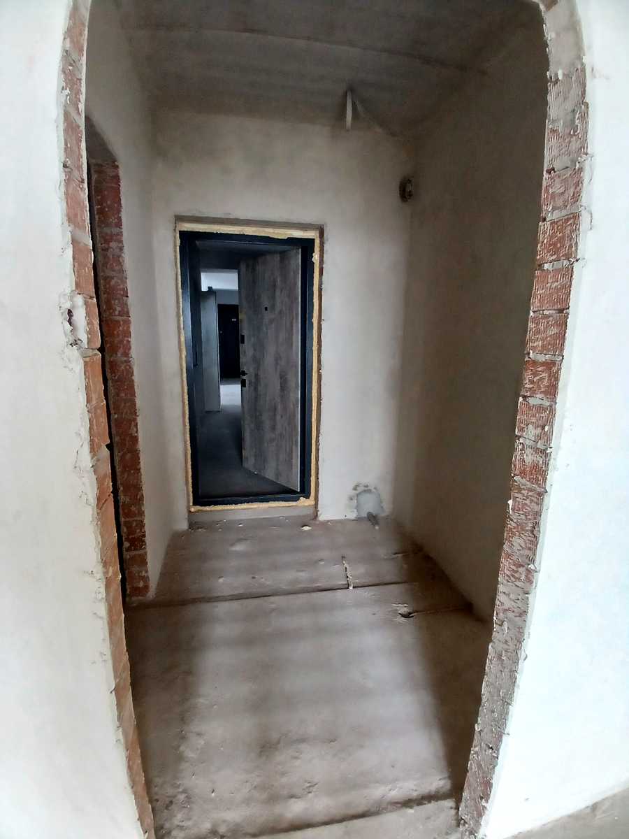 1879323252606328