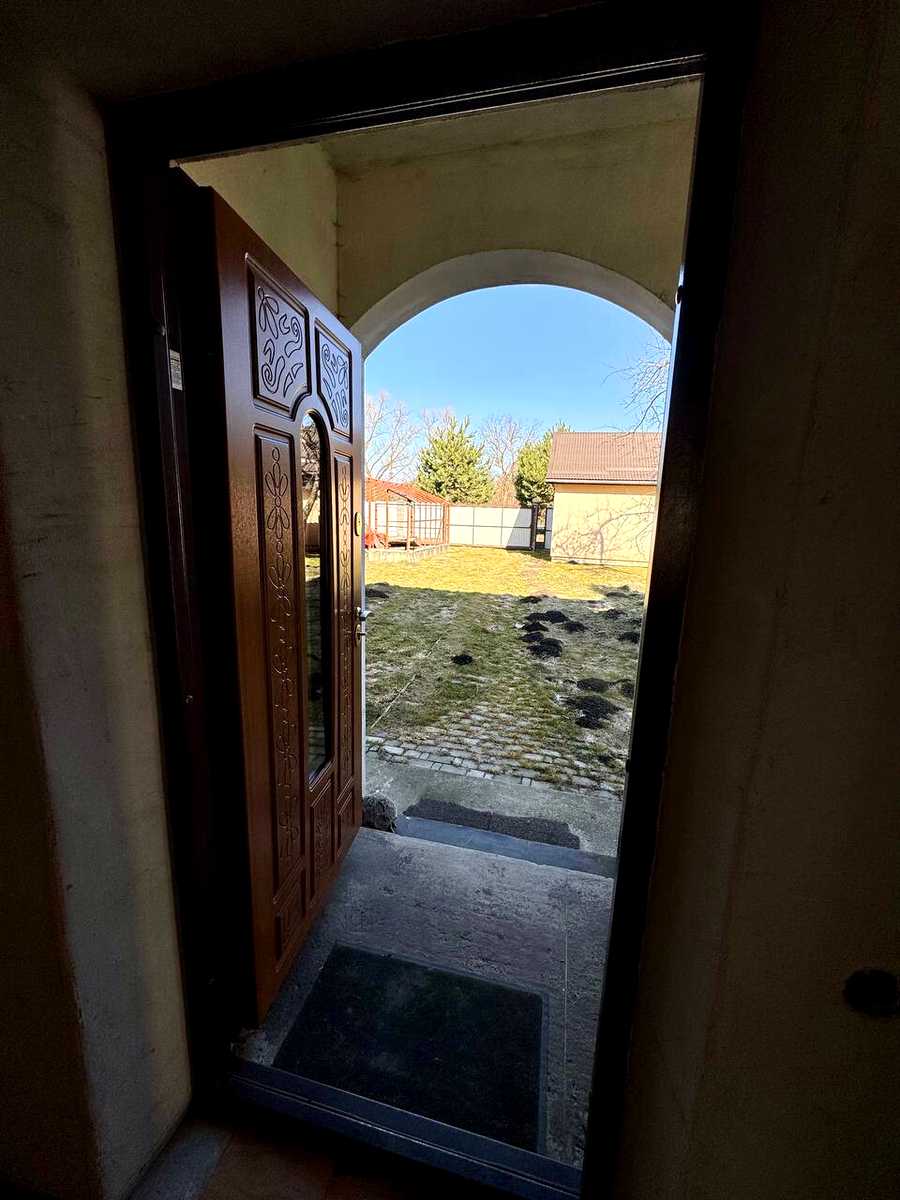 1879324875984878