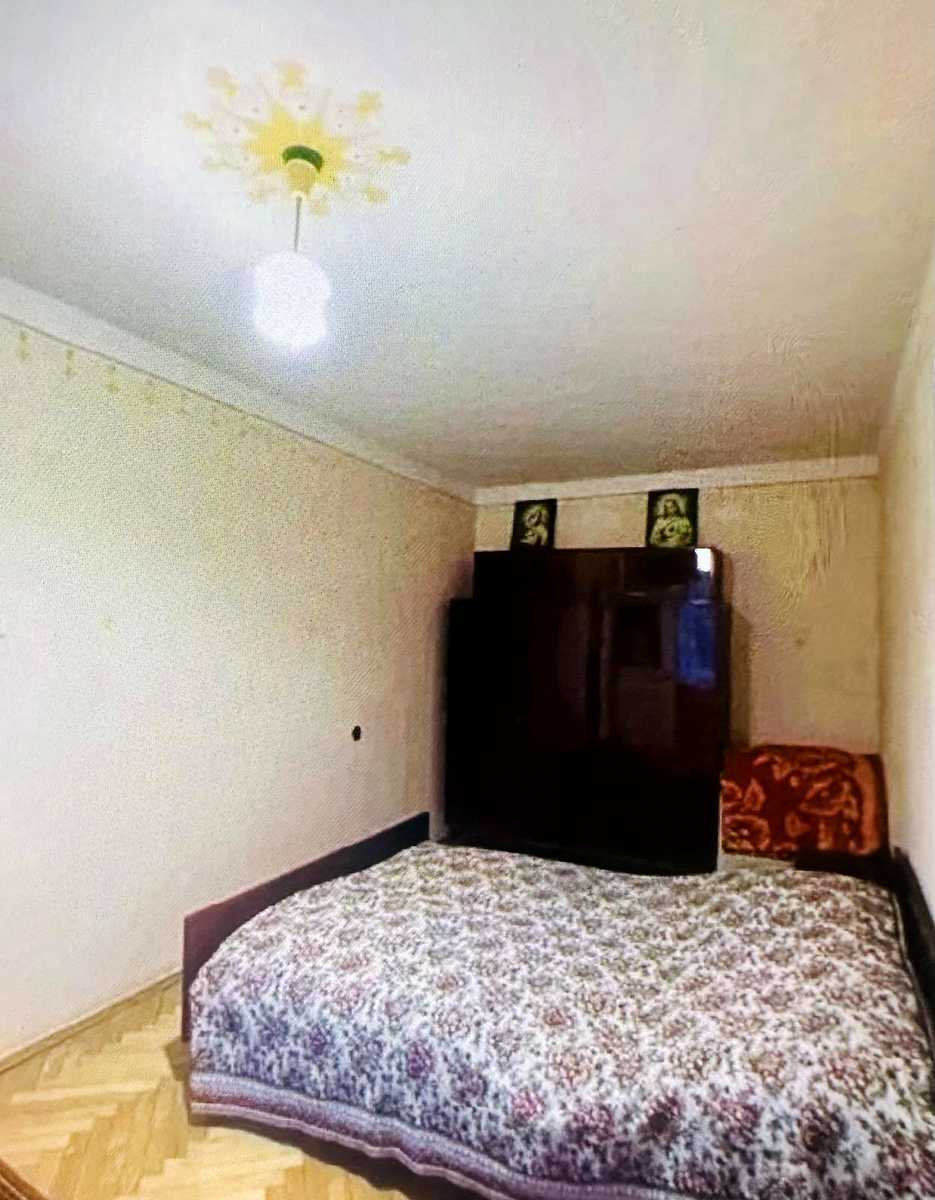 1879325565786871