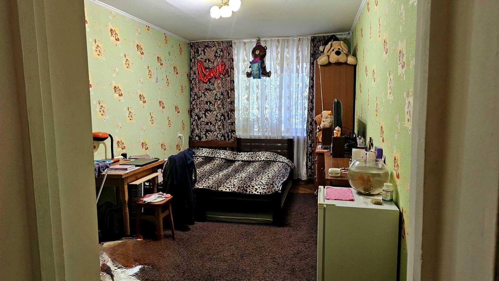 1879328352994109