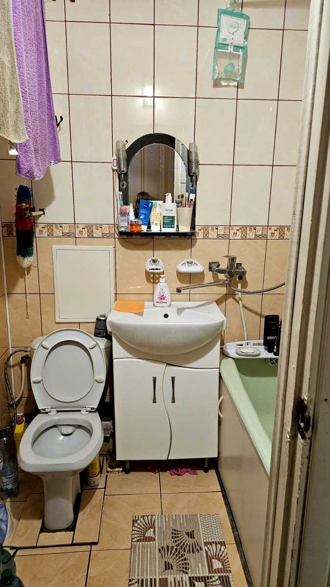 1879328353697766