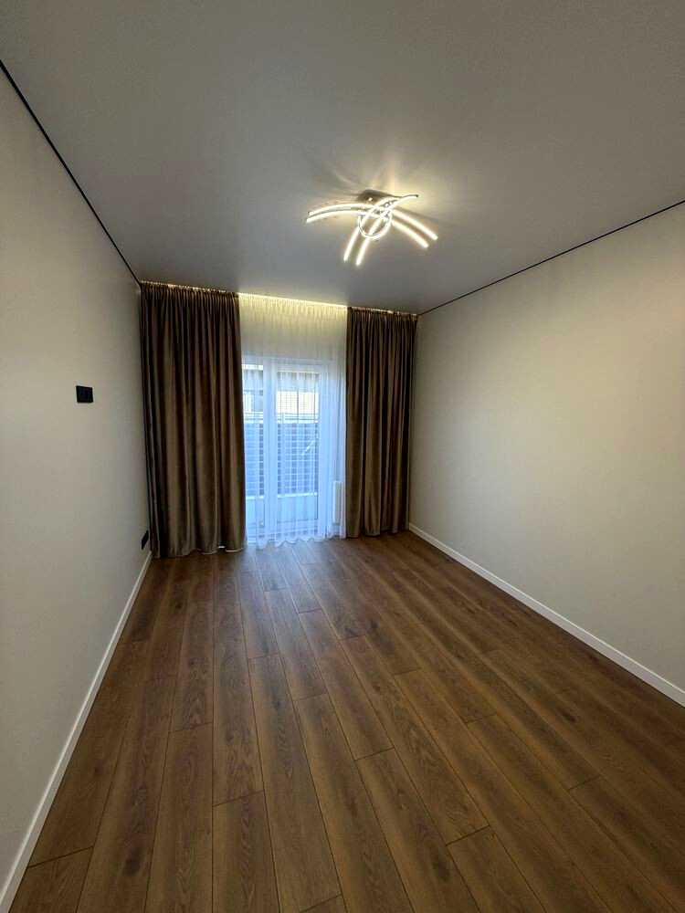 1879368468123667
