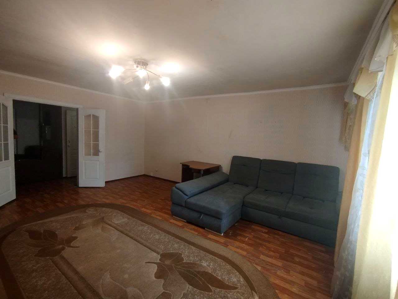1879369003700049