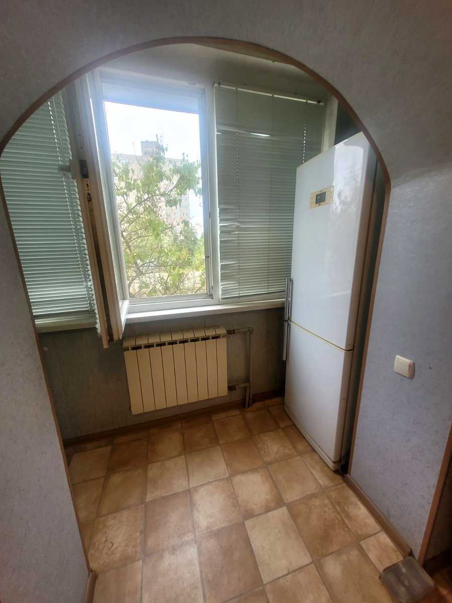 1879372943867696