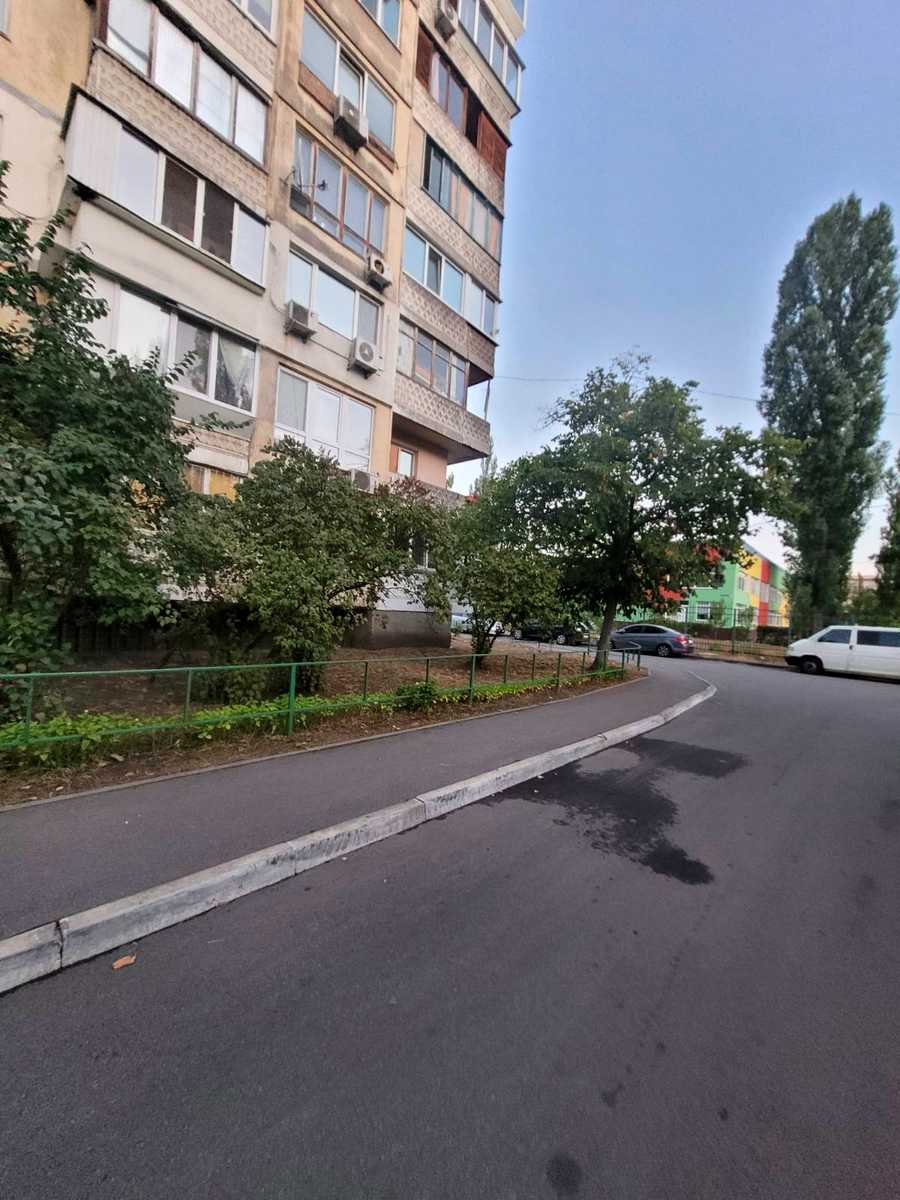 1879373084427783