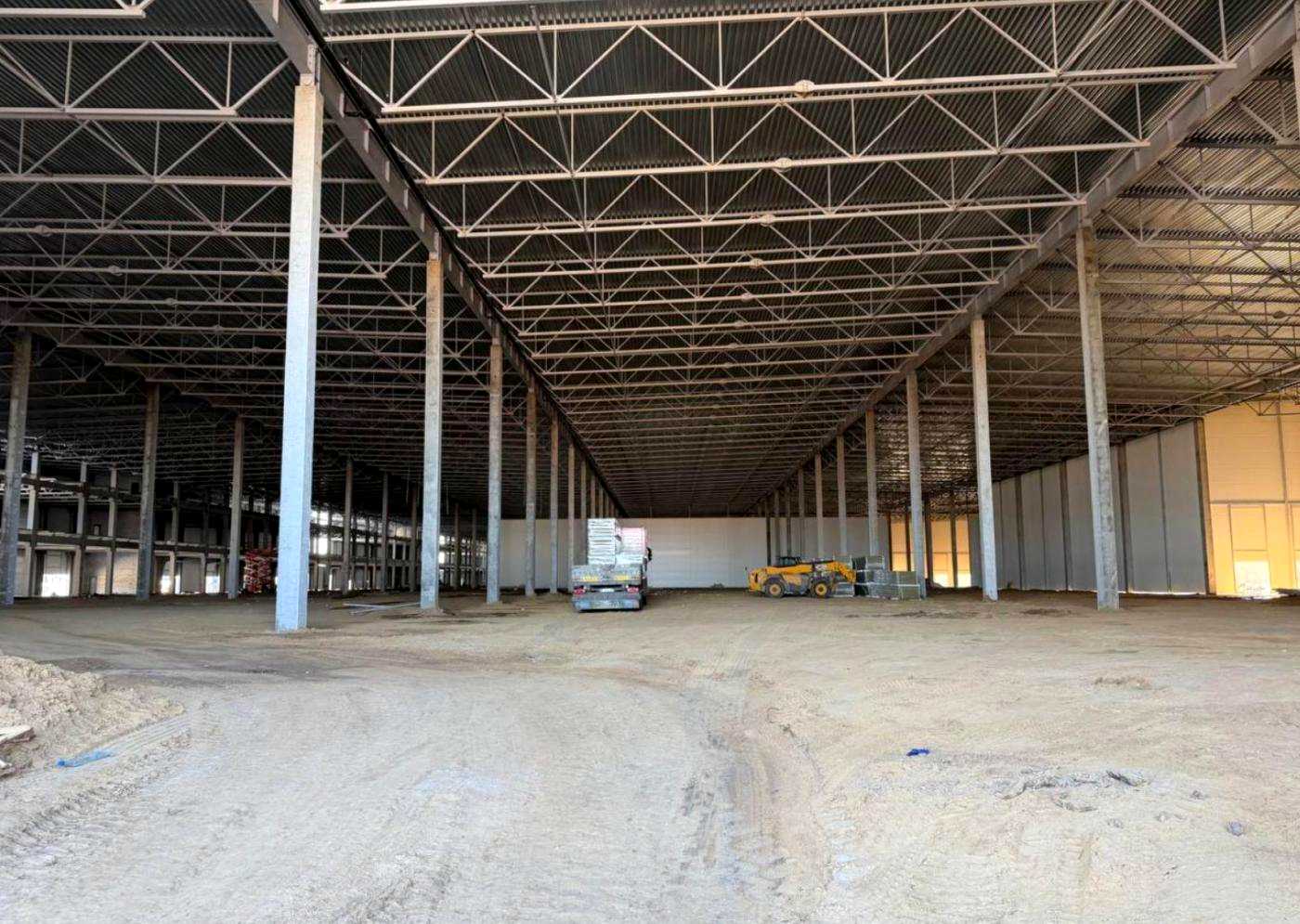 1879373596792868