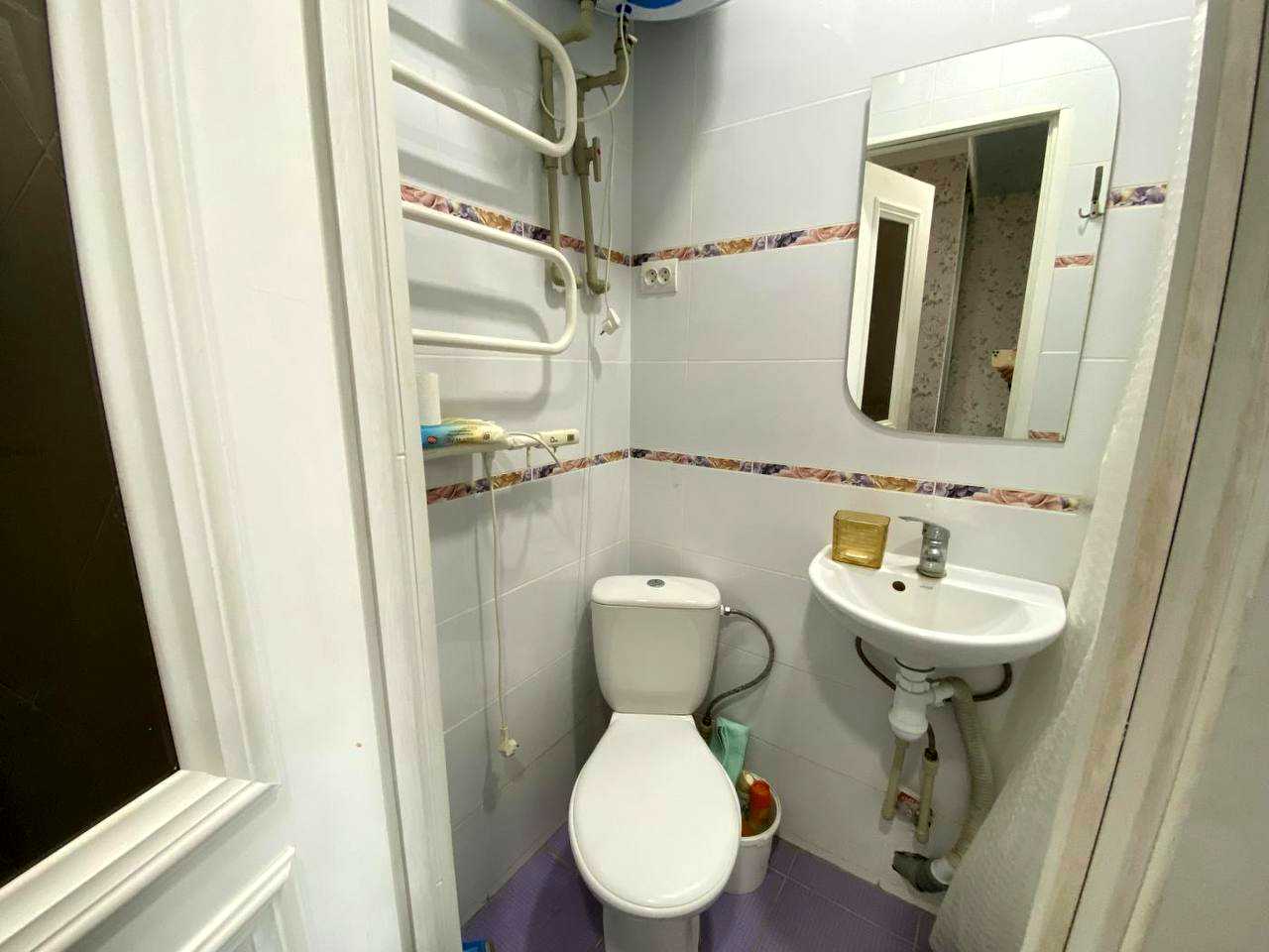 1879376307428650