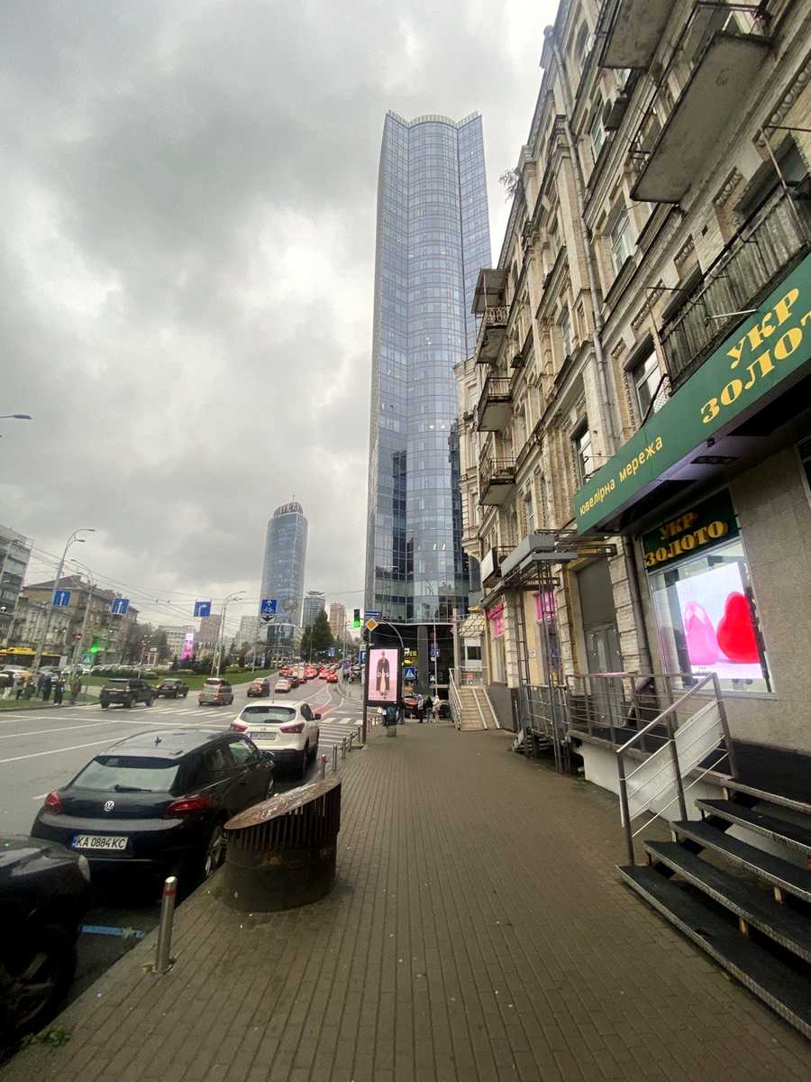 1879378047955408