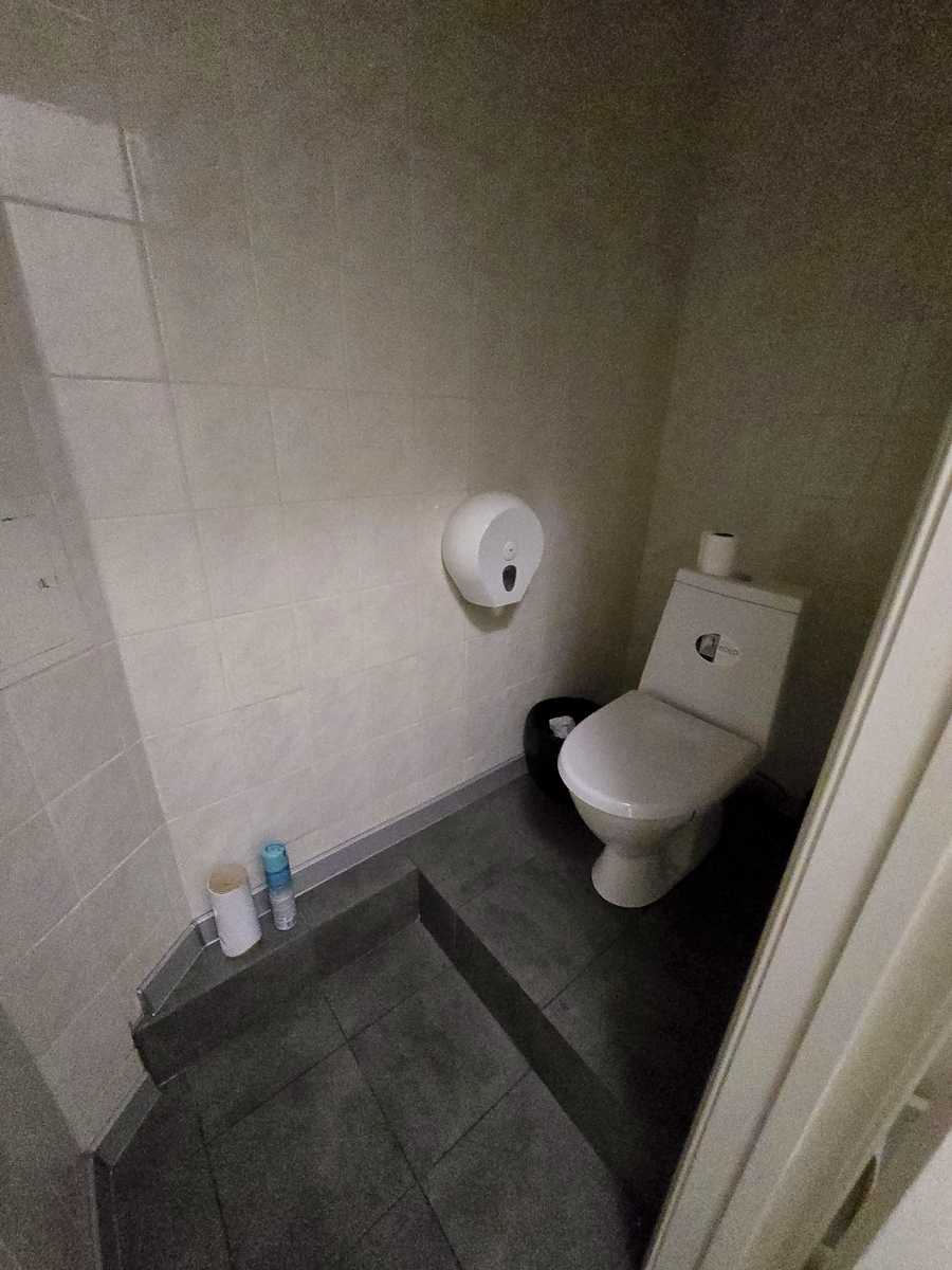1879380308599257