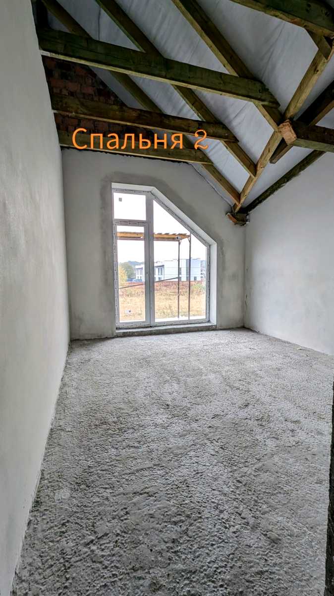 1879386401325272