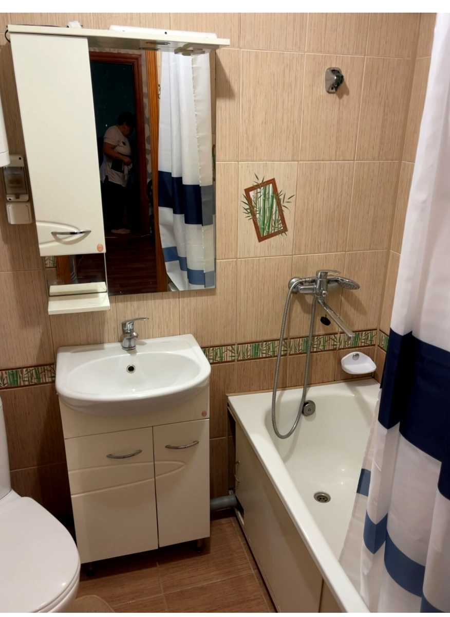 1879386491523546
