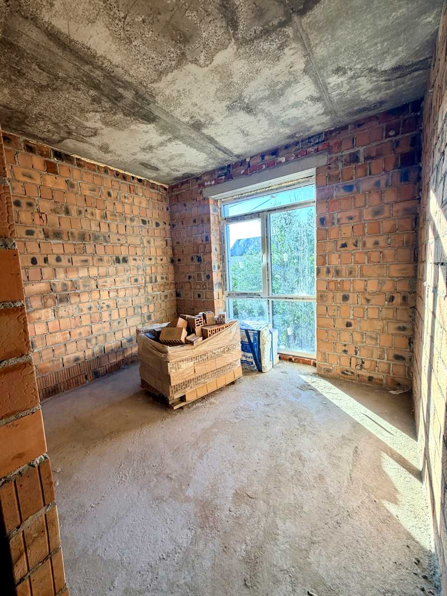 1879386497646585