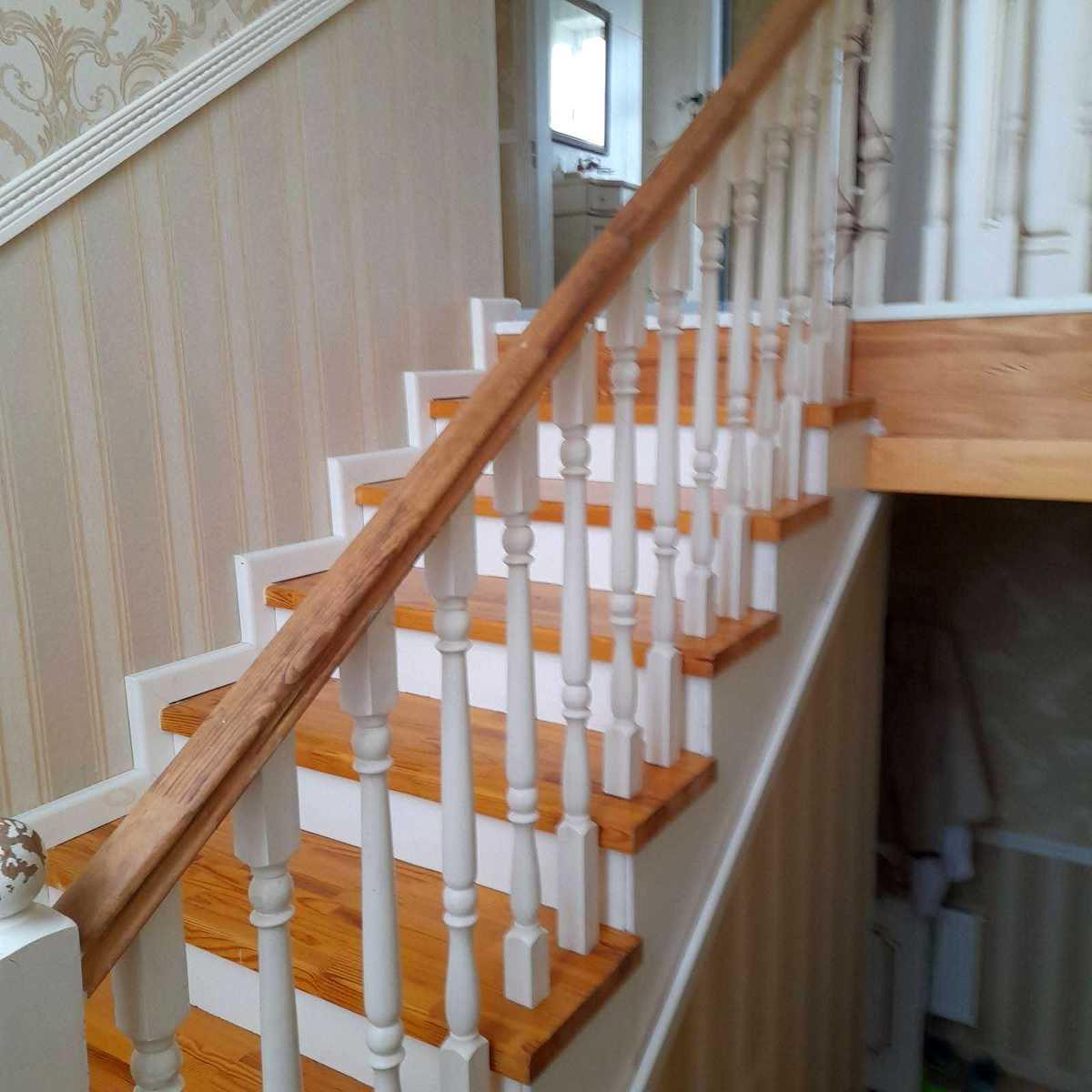 1879386930150208