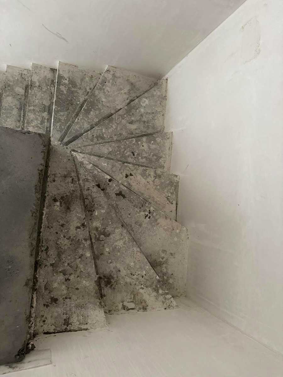 1879392396875756