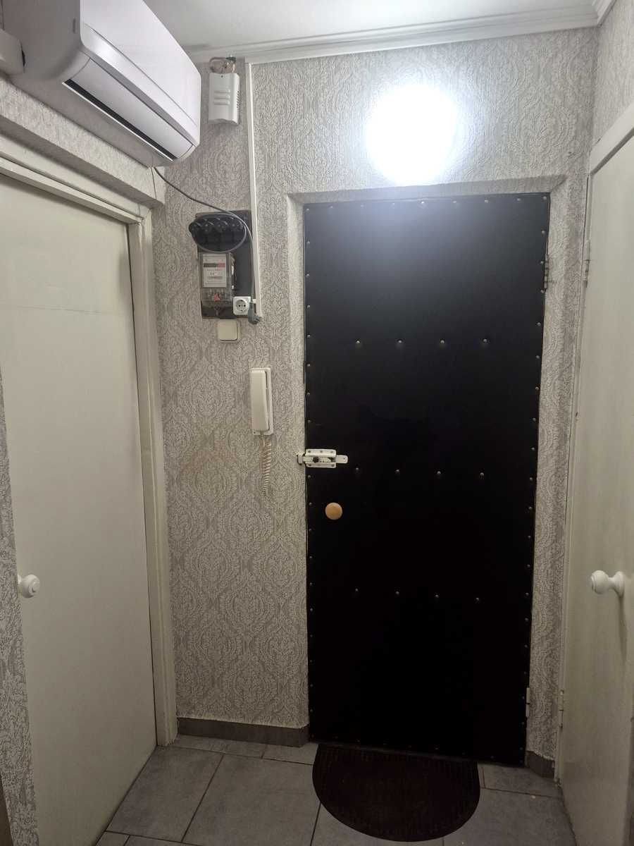 1879396049035781